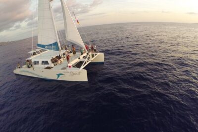 Maui Snorkel and Sunset Sail - Getting on the boat at Maui Harbor Shops (and keeping it easy)