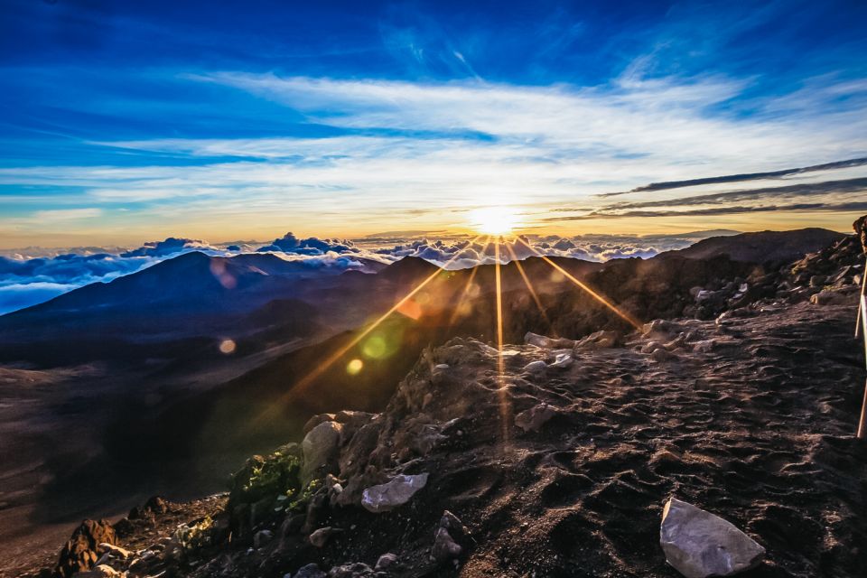 Maui: Sunrise & Breakfast Tour to Haleakala National Park - Practical packing list for Maui’s highest peak