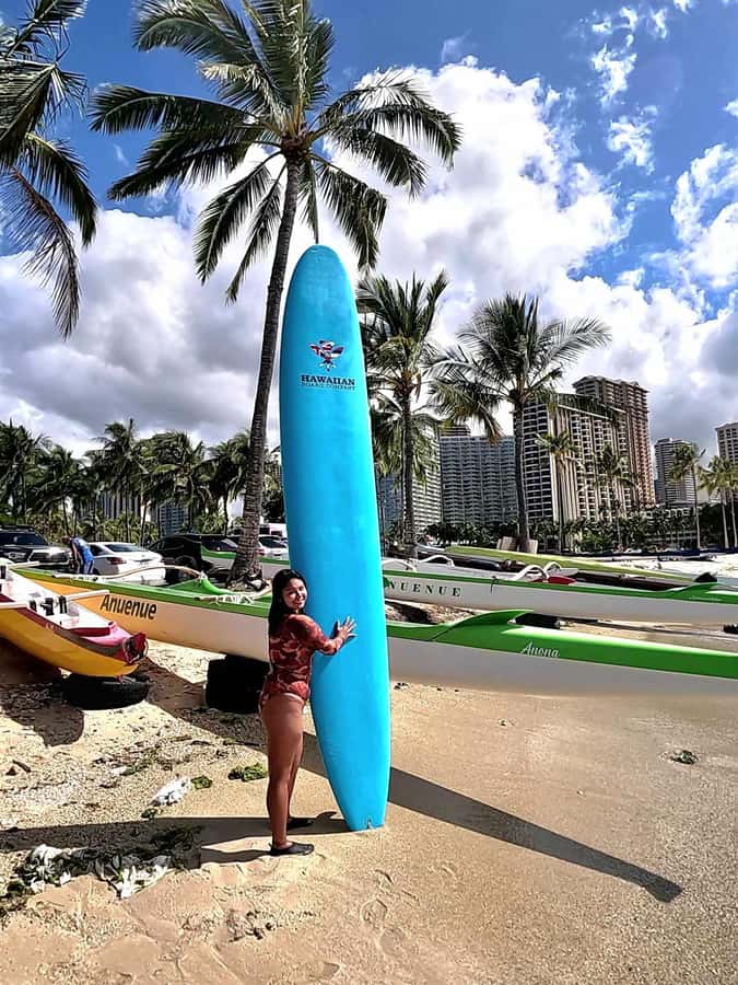 Oahu: 1-on-1 Surfing Lesson in Waikiki - The 75-minute lesson plan: demo first, then you’re up