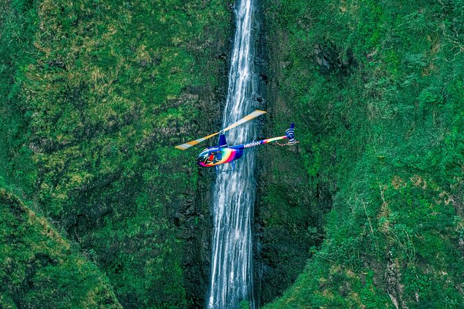Oahu: 45 Minute Sights Unseen Helicopter Tour - Doors Off or On - Ka’a’awa Valley and Sacred Falls: The Mountain-Wow Portion