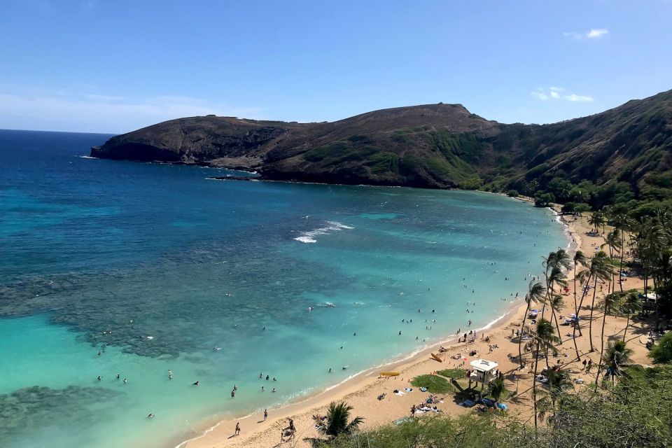 Oahu: Beauty and the Feast Circle Island Experience - Leonard’s Malasadas and Halona Blowhole: The Breakfast With a View