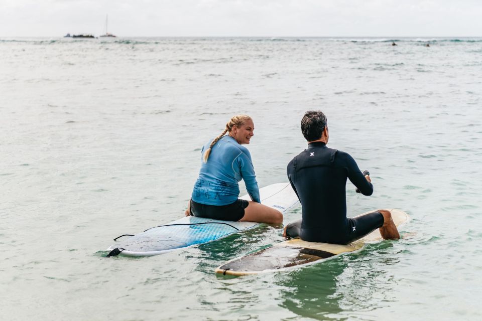 Oahu: Beginner-Friendly Waikiki Beach Surfing Lesson - Key things that make this Waikiki surf lesson worth your time