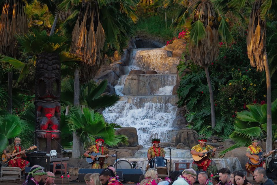 Oahu: Chief's Luau Dinner Show - Check-in, timing, and where to meet near Wet’n’Wild