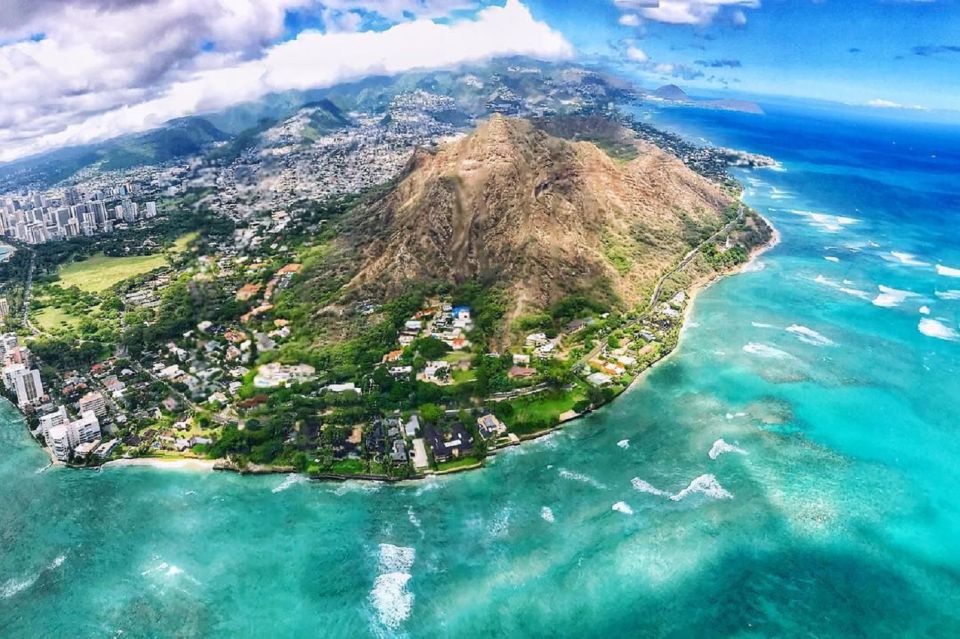 Oahu: Diamond Head Crater Hike and North Shore Experience - North Shore timing: Haleʻiwa Beach Park and the Sunset Beach traffic wildcard
