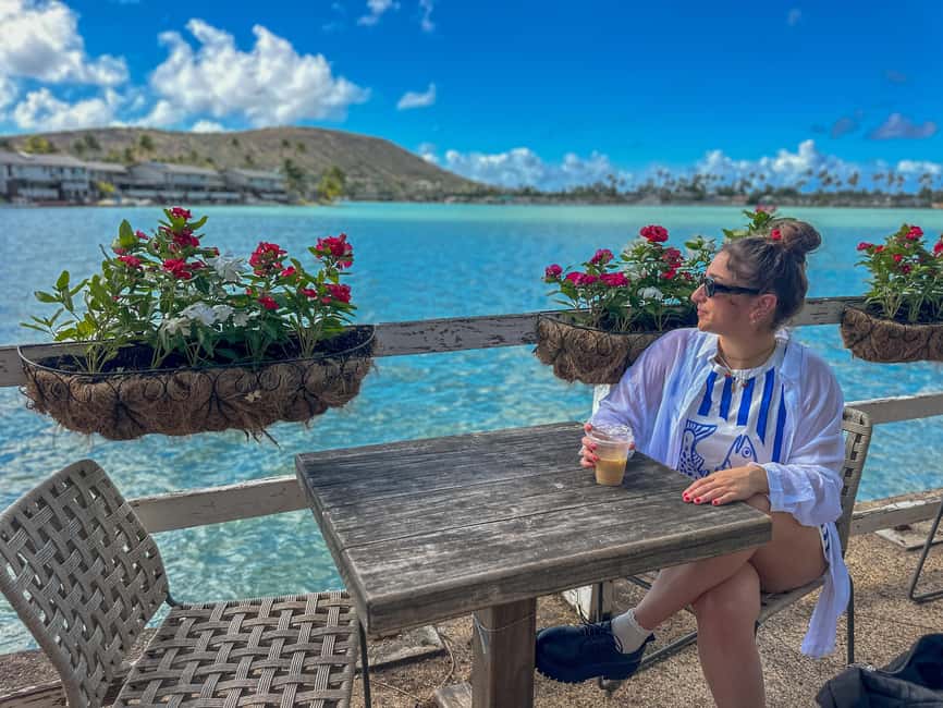 Oahu: Full-Day Guided Hawaiian Food and Photo Tour - Morning start: musubi and coffee before the viewpoints