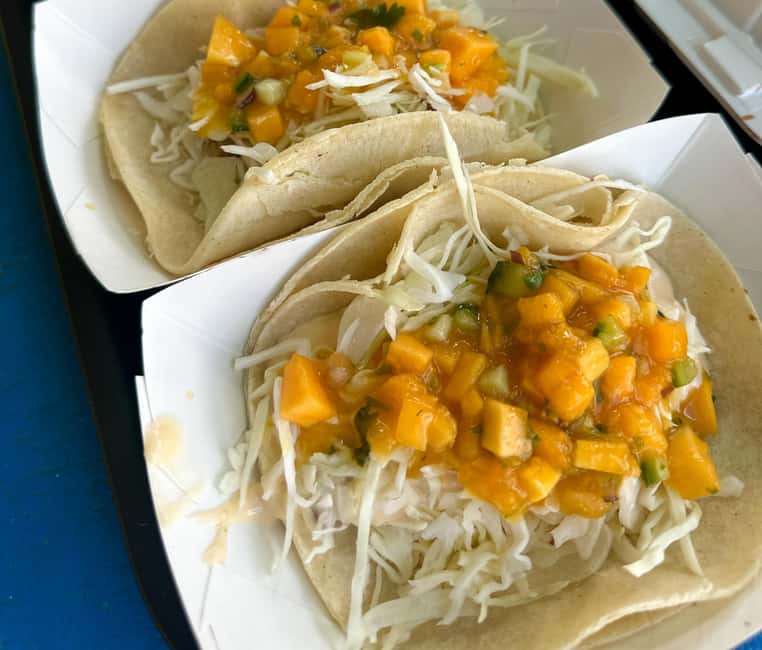 Oahu: Full-Day Guided Hawaiian Food and Photo Tour - Poke stop and traditional Hawaiian dishes: where flavors get real