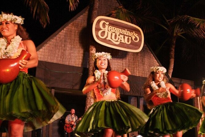 Oahu: Germaine's Luau - The Polynesian show: costumes, pacing, and how rain affects it