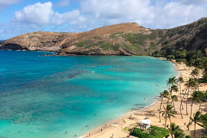 Oahu Grand Circle Island and Haleiwa Tour: 9-Hr Deluxe Experience - Haleiwa: Where the North Shore Mood Starts