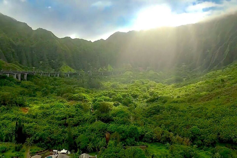 Oahu: Guided Tour of North Shore and Waimea Botanical Garden - Key moments that make this tour worth your time