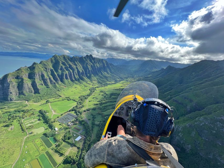 Oahu: Gyroplane Flight over North Shore of Oahu Hawaii - Included Comforts: Headset Communication and a Jacket