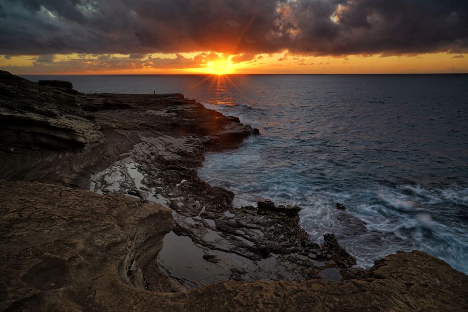 Oahu: Half-Day Sunrise Semi-private Tour from Waikiki - Temples, bamboo forests, and that quick waterfall walk
