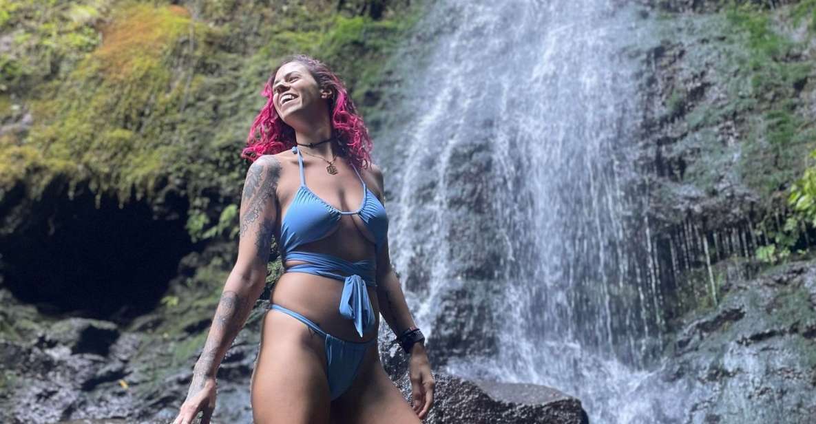 Oahu: Hidden Hawaii Waterfall Hike and Beach Tour - Lanikai Beach: picnic vibes and getting away from the crush