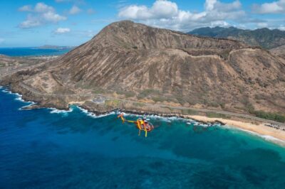 Oahu: Magnum P.I. Doors-Off Helicopter Tour - Doors-off in a Hughes 500D: photos, wind, and real views
