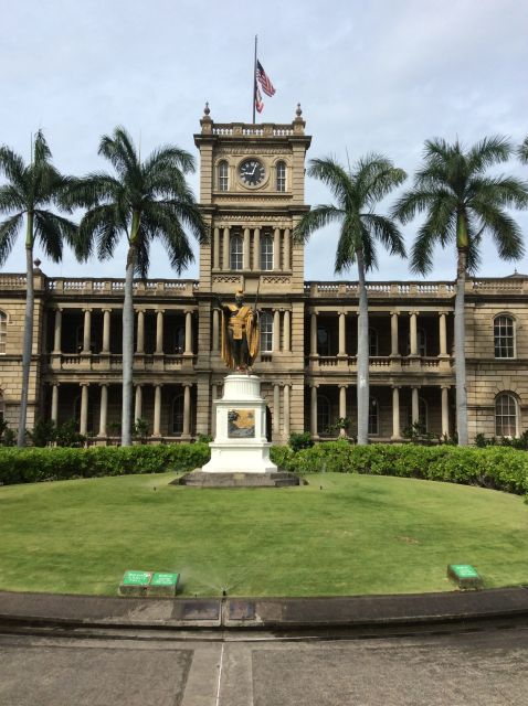 Oahu: Manoa Falls Hike and east side beach day - Macadamia Nut Farm: A Hawaii Stop That Doesn’t Waste Time