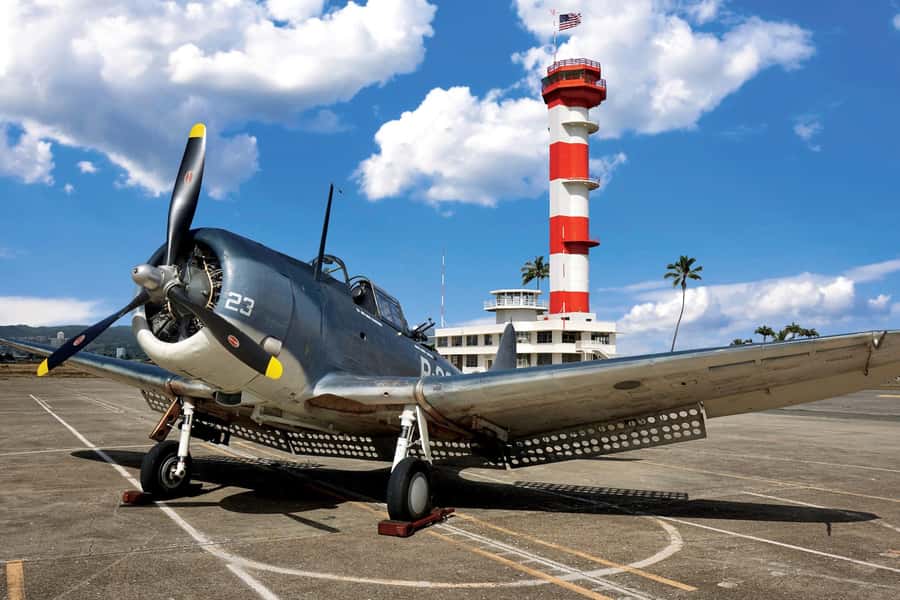 Oahu: Pearl Harbor Aviation Museum Entry Ticket - Hangar 37: WWII planes, the attack timeline, and what to focus on