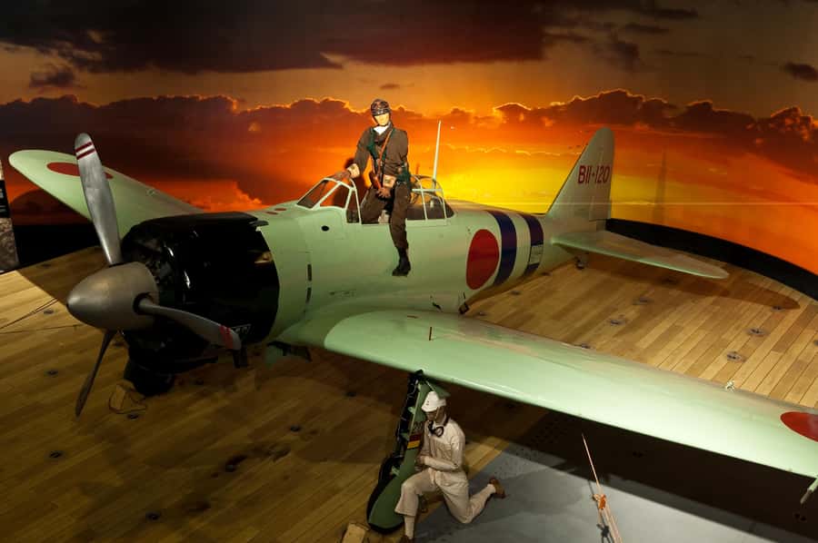 Oahu: Pearl Harbor Aviation Museum Entry Ticket - Hangar 79 and the Shealy Restoration Shop: later wars and what restoration looks like