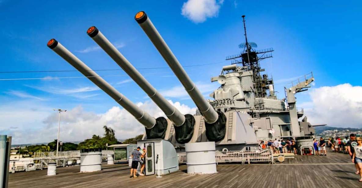Oahu: Pearl Harbor Battleship Tour - Getting to the Arizona Memorial by Navy launch (and why the short visit works)
