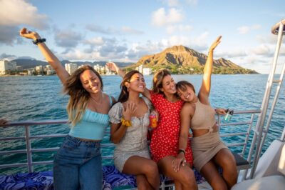 Oahu: Premium Waikiki Sunset Party Cruise with Live DJ - Kewalo Basin Boarding: What Happens Before the Music Starts