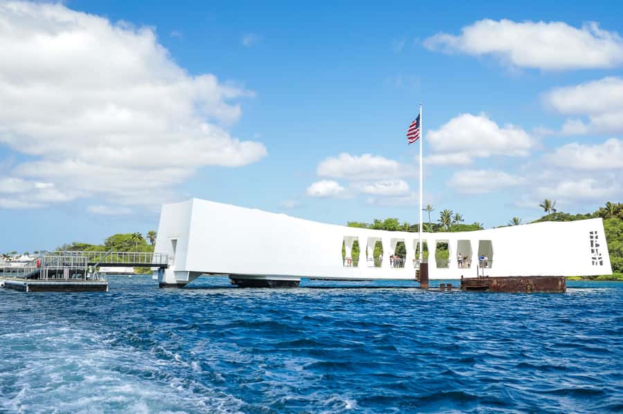 Oahu: Ultimate Pearl Harbor and Circle Island Tour - The ride from Pearl Harbor to North Shore: where the guide’s stories do the work