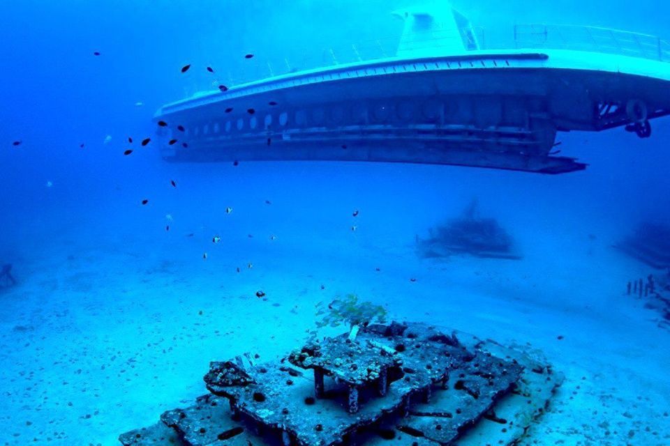 Oahu: Waikiki Submarine Tour - The Waikiki Beach segment: what you do with 45 minutes