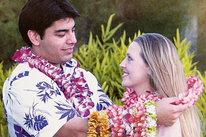 Orchid Airport Lei Greeting (Maui, Kahului Airport, OGG) - Price and Value: Is It Worth $47.38 Per Person?