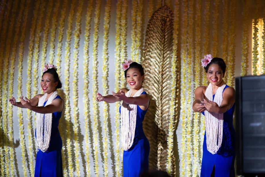 Oʻahu: Nā Lei Aloha Lūʻau & Dinner or Cocktail Show Option - Key moments that make this Waikīkī lūʻau worth your time