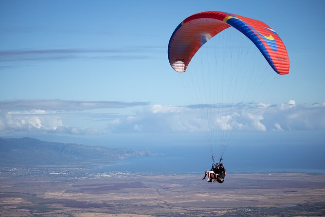 Paraglide Maui's 1K Tandem Paragliding Experience - Landing Back at the Grassy Zone Close to Where You Started