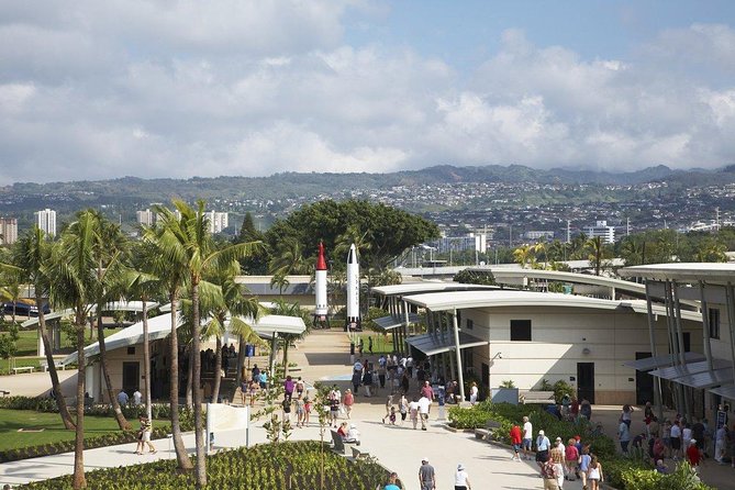 Pearl Harbor Arizona Memorial - Honolulu Tour - Submarine Access - The National Memorial Cemetery of the Pacific (Punchbowl): 15 Minutes That Stays With You