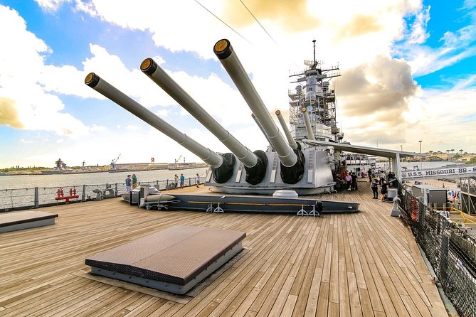 Pearl Harbor: Arizona & Missouri Battleship Tour From Maui, Big Island & Kauai - Getting to Oahu fast: flights are part of the deal