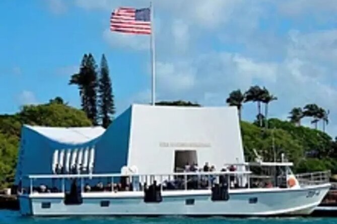 Pearl Harbor Arizona & Missouri tour from HNL Airport - From Honolulu Airport at 7:30 AM: the schedule that keeps stress low