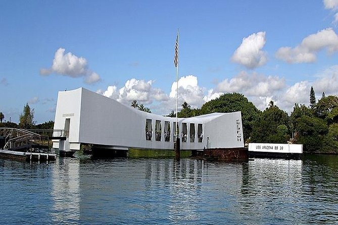 Pearl Harbor, Dole Plantation, and Polynesian Center from Kauai - Pearl Harbor: visitor center rules, boat ride timing, and the Remembrance Wall