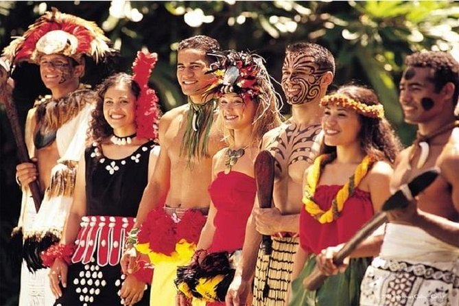 Pearl Harbor, Dole Plantation, Polynesian Center from Waikiki - The value of this Waikiki-to-Oʻahu highlights day