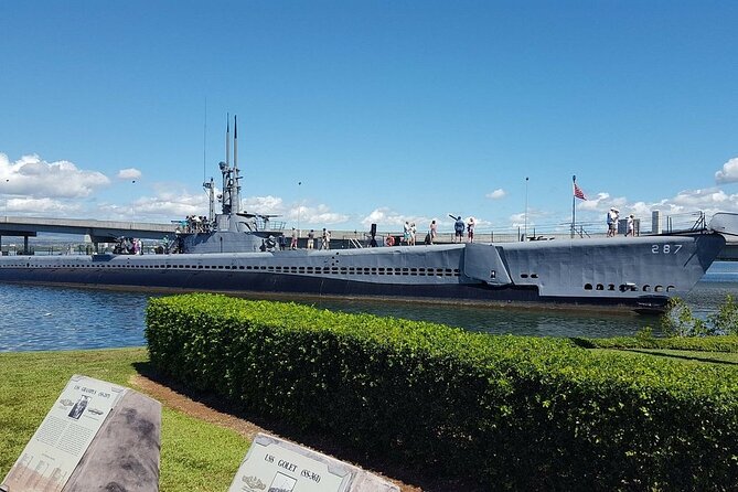 Pearl Harbor USS Arizona & Bowfin Submarine - USS Bowfin Submarine Museum: WWII Up Close, Not in a Way That Feels Staged