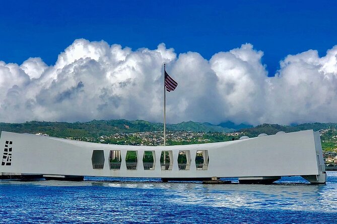 Pearl Harbor USS Arizona Memorial & Battleship Missouri - Waikiki Pickup and the Start of Your Pearl Harbor Day