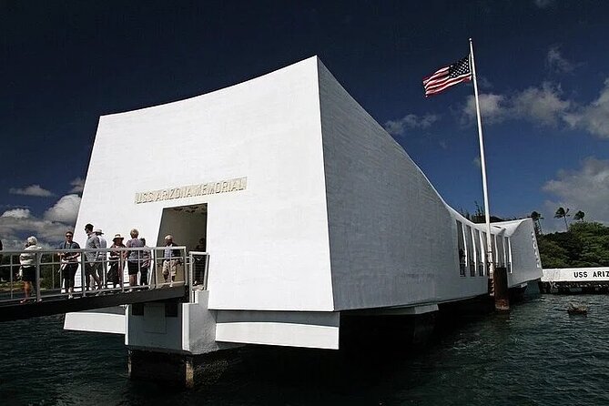 Pearl Harbor USS Arizona Memorial & Battleship Missouri - Who This Tour Fits Best (And Who Might Want to Rethink It)