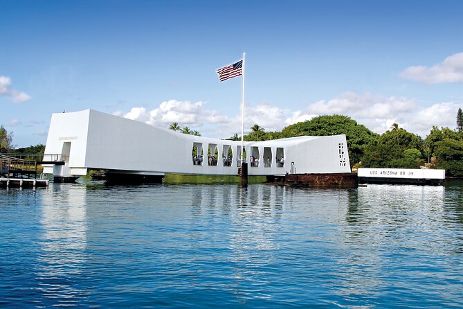 Pearl Harbor, USS Arizona Memorial & Honolulu City Tour - USS Arizona Memorial: Moving footnotes, a small fee, and the bag rule