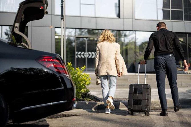 Private Arrival Transfer: Honolulu International Airport to Oahu Hotels or Cruise Terminal - Choosing the right destination zone: one booking rule that can cancel things