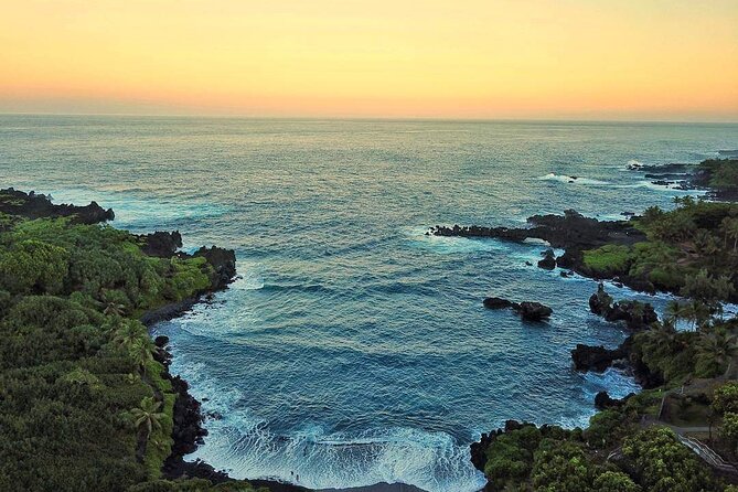 Private Full Day Hana Jeep Tour - Stop 6: Hamoa Beach for white sand, clear water, and straightforward beach time
