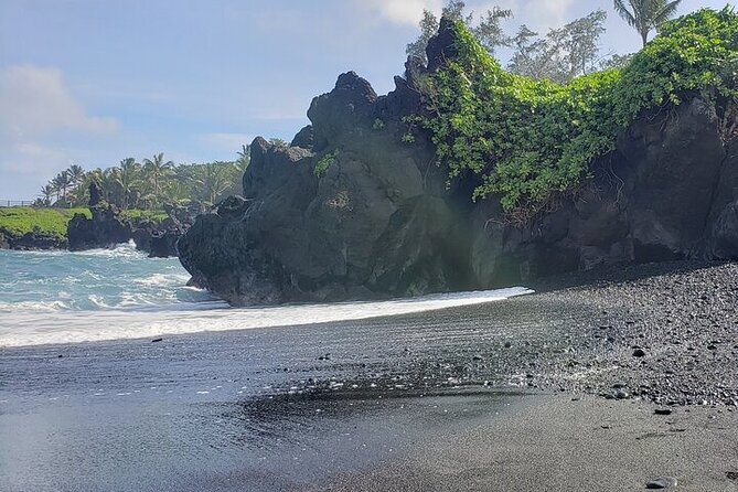 Private Full Day Maui Road to Hana Tour - What you’re really buying: private transport plus a guide’s plan