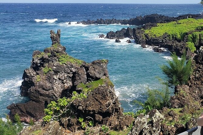Private Full Day Maui Road to Hana Tour - How the guide turns the drive into real learning