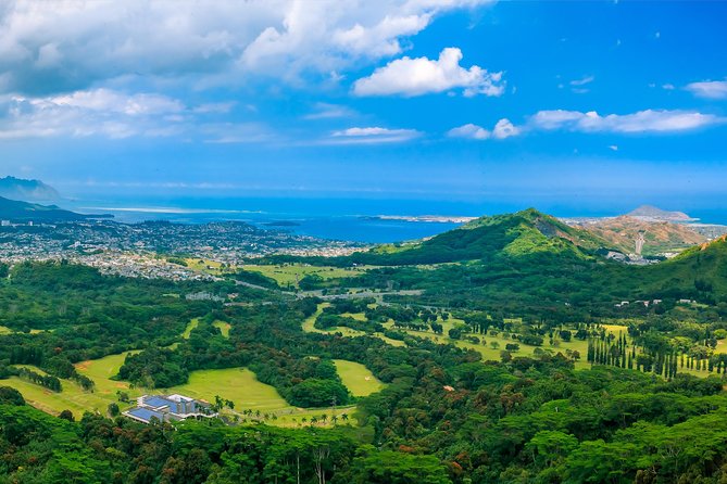 Private Green and Blue Circle Island Oahu Tour (se habla espanol) - Pickup windows, door-to-door convenience, and what to expect