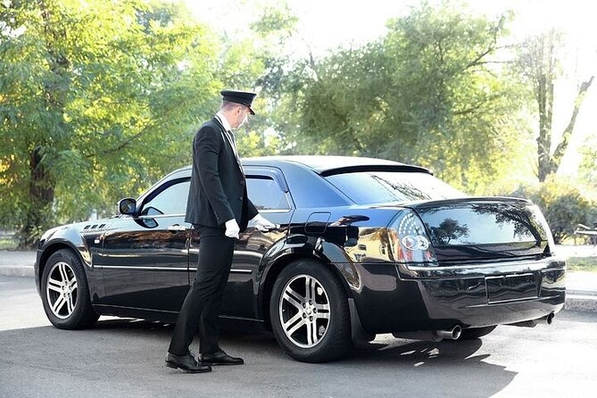 Private One-way Airport Transfer Honolulu Airport To Honolulu - Finding Your Driver at HNL: Where Most Trips Are Won