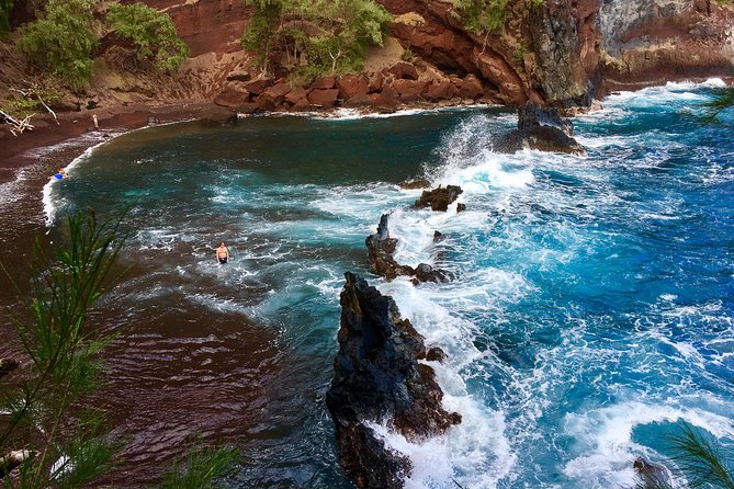 PRIVATE Road to Hana Tour - The Hana Highway segment: ride the coast, not the stress