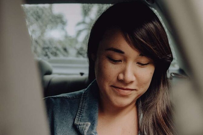 Private Round-Trip Transfer: Maui Kahului Airport to Maui Hotels - The Mercedes ride: comfort, space, and real-world expectations