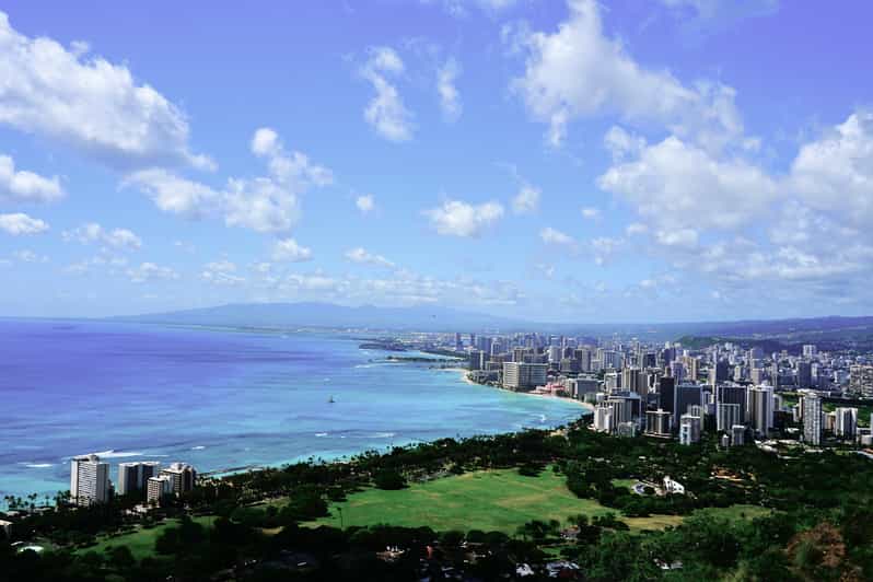 Private Tour Oahu-Circle Island-Customizable - Lunch on the North Shore: local food choices, no pressure