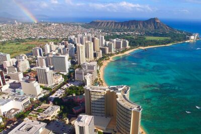 Private Transfer: Honolulu Airport HNL to Honolulu in Luxury SUV - Flight Tracking and the 60-Minute Waiting Buffer