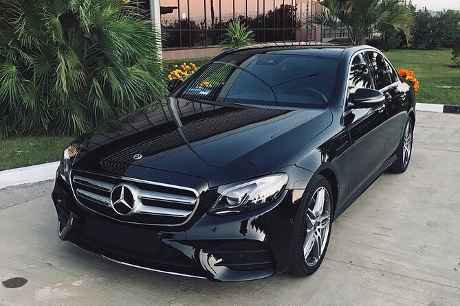 Private Transfer: Honolulu Airport HNL to Honolulu in Sedan Car - Car Comfort and Cleanliness: The Kind of Vehicle You’ll Appreciate After a Flight