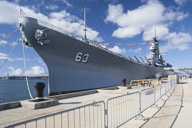 Private USS Arizona and USS Missouri Pearl Harbor Tour - Guides you might actually learn from: Noelani, Rich, Billy, Yolanda