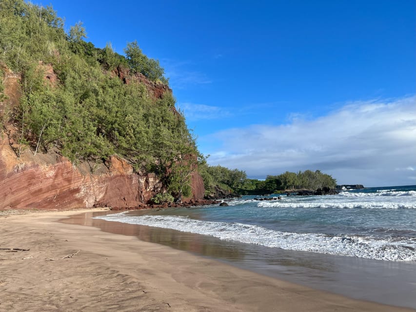 Road to Hana: Professional Guide, Food, Swimming, Waterfalls - Why Letting Someone Drive Makes Hāna Feel Like a Vacation