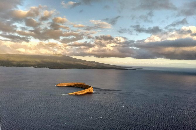 Romantic Sunset Champagne -Private- Maui Air Tour: Intimate & Spectacular! - Headsets, live narration, and the romantic champagne finish